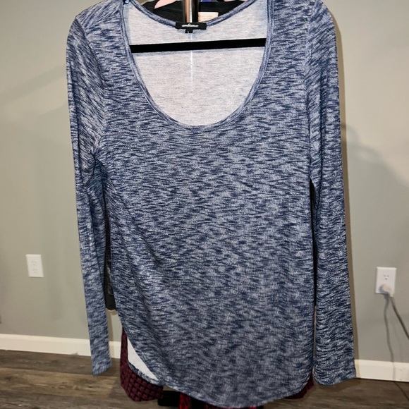 43 AMBIANCE GREY TOP - Picture 1 of 2